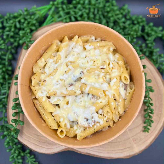 نودلس بوكس ، جلجولية - بإدارة احمد ابو ذيب 